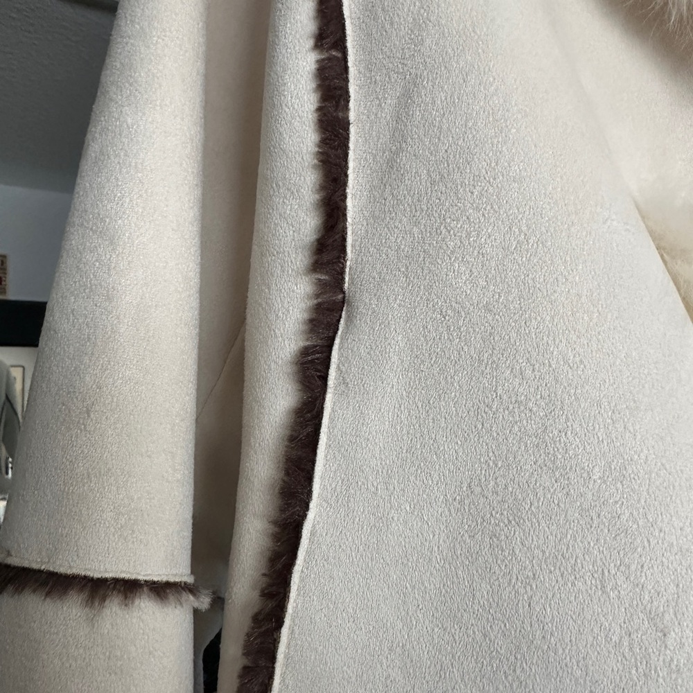 Cream Real Fur Trim Jacket - Picture 5 of 7
